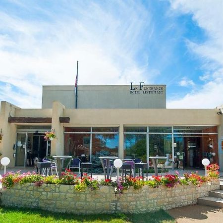 Logis Hotel & Restaurant Le Fleurance エクステリア 写真