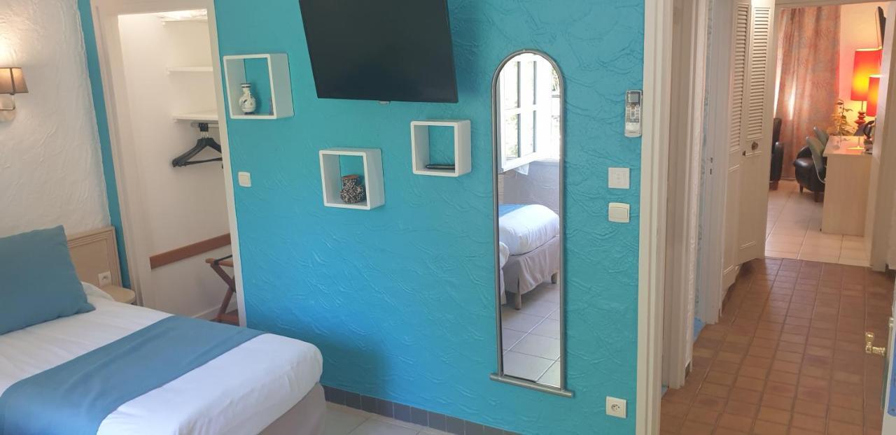 Logis Hotel & Restaurant Le Fleurance エクステリア 写真